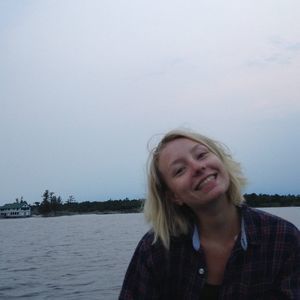 Meet your Posher, Julia